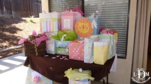 Gifts table